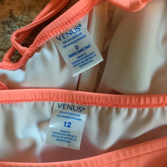 🌺Cheeky Bikini 🌺 by VENUS - Picture 3 of 3